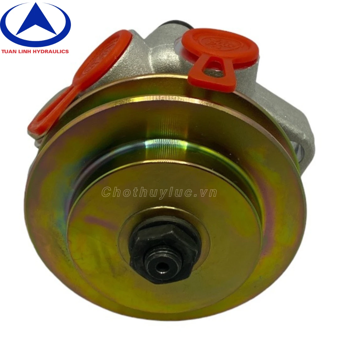Bơm thấp áp loại 3 lỗ thân ngắn lu Bomag 211