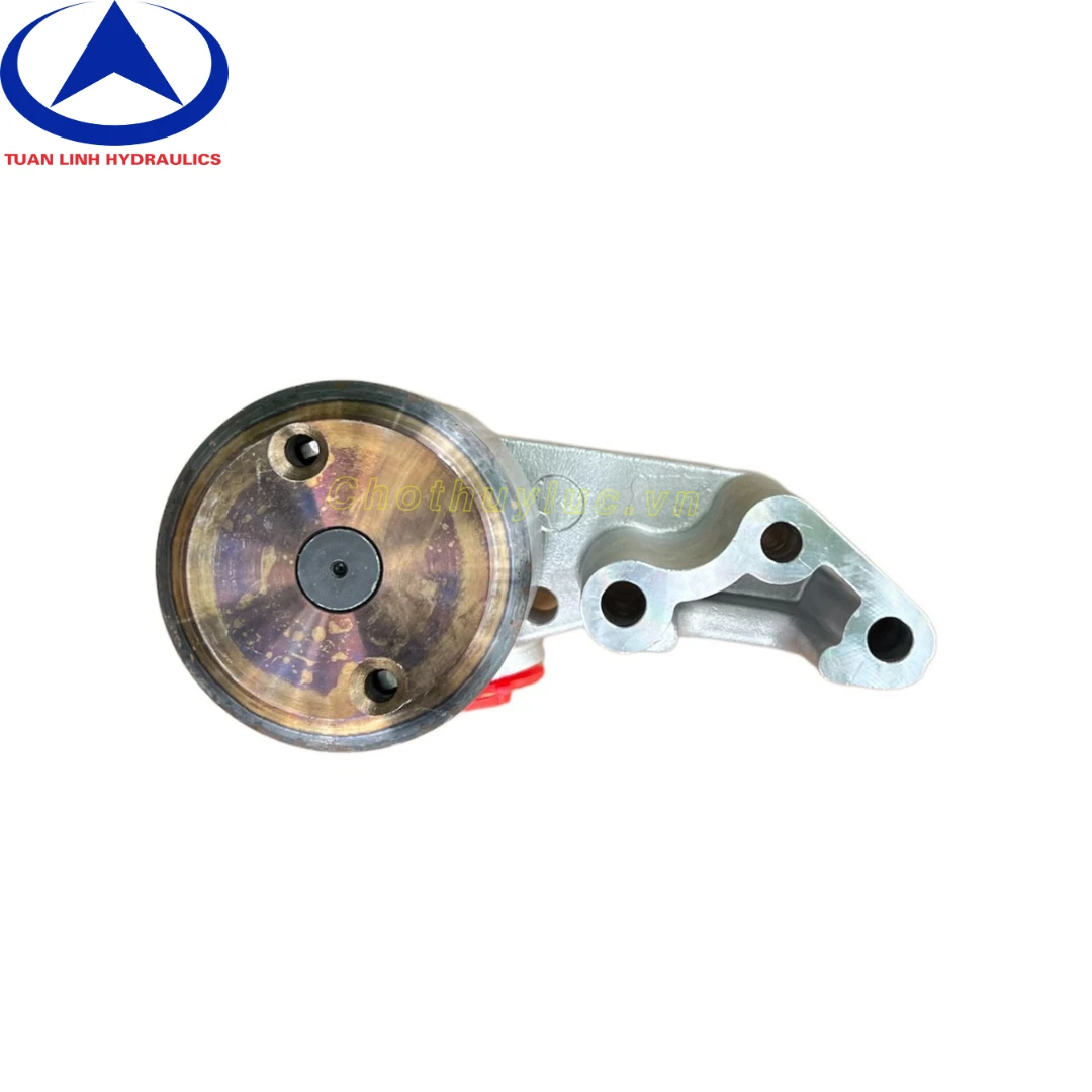 Bơm thấp áp loại 3 lỗ thân dài động cơ cho Lu Bomag 211
