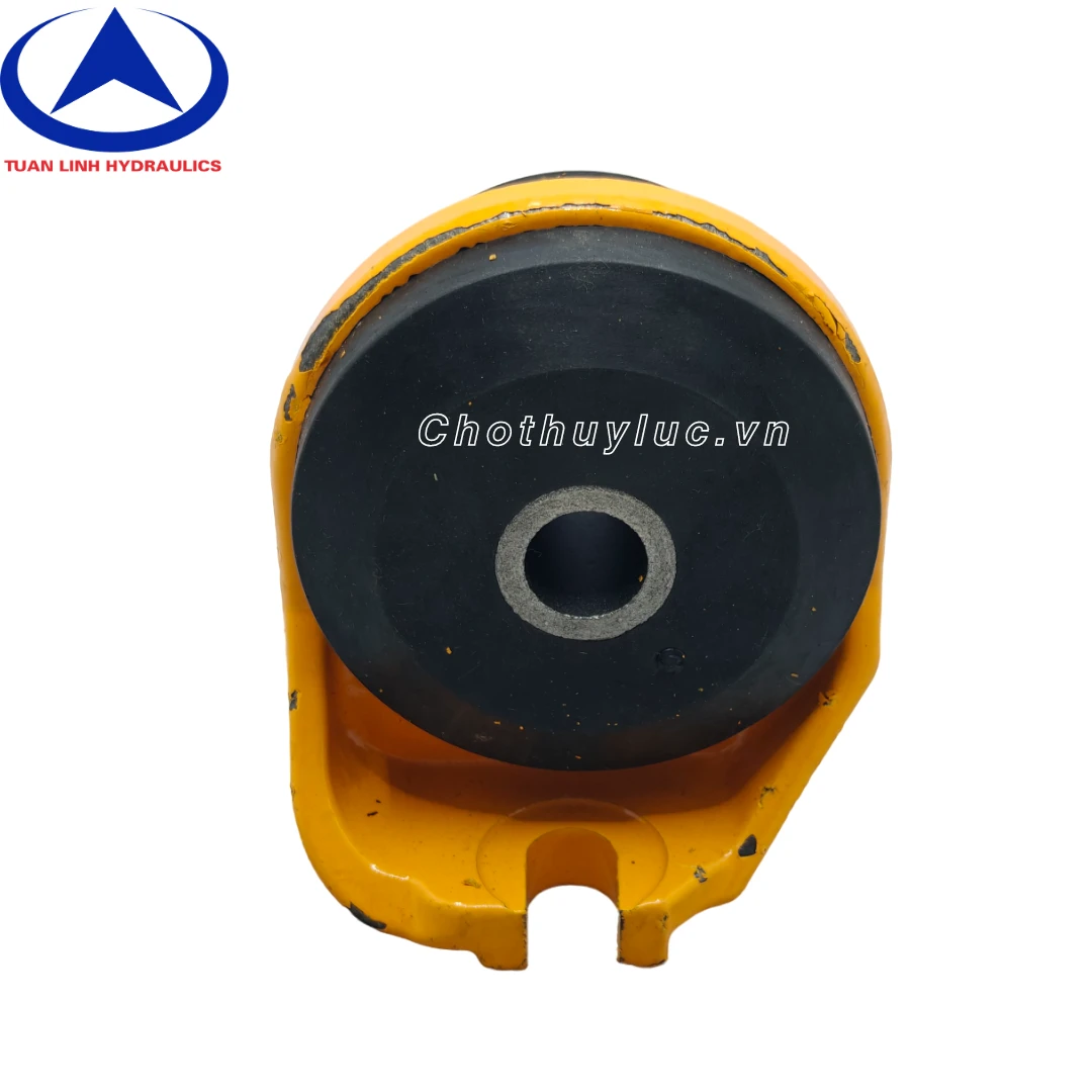 Chân máy động cơ Lu Hamm 2420